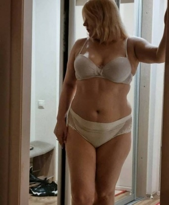 Анкета проститутки Ариночка - город Целинное, 38 лет, №1247